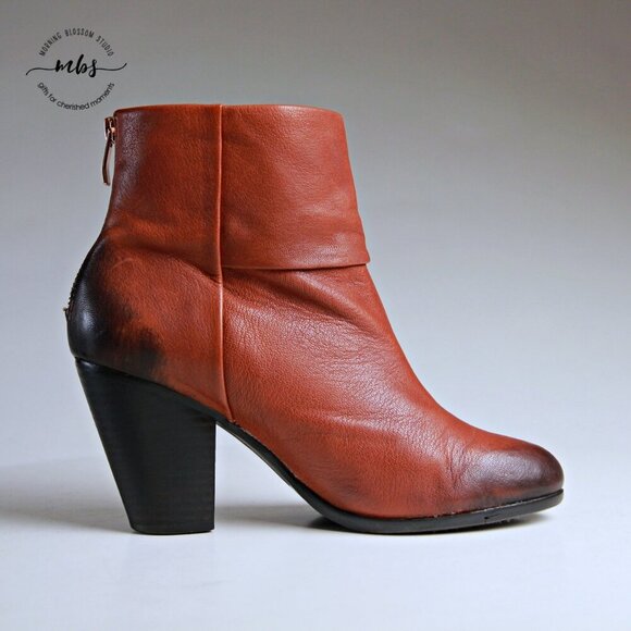 Vince Camuto Hadley Leather Heel Ankle Boots Brown Women 8 - Picture 8 of 13